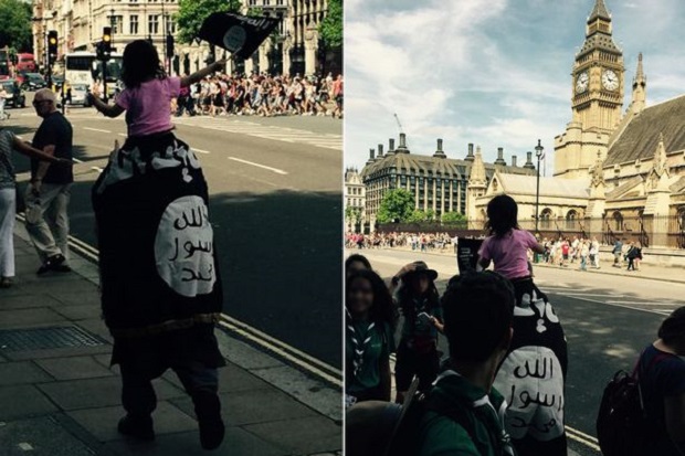 Pria Pamer Bendera ISIS di Jalanan Inggris Tidak Dihukum