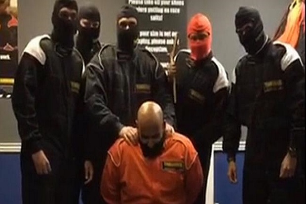 Tiru ISIS, 6 Staf HSBC Bikin Video Lelucon Penggal Orang