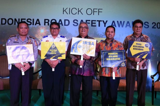 Adira Insurance Kembali Gelar Indonesia Road Safety Award