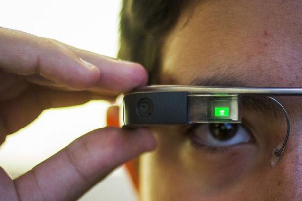 Google Glass Terbaru Tawarkan Tampilan Terminator