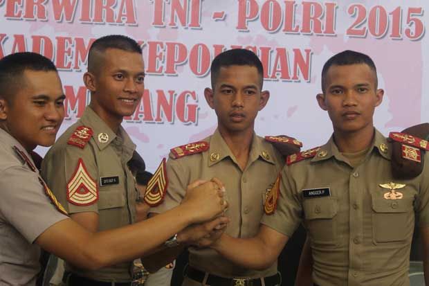 Jokowi Akan Lantik 793 Perwira Remaja TNI-Polri