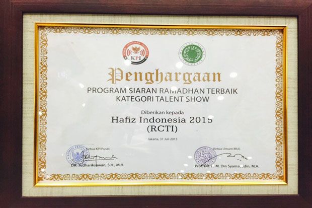 Hafiz Indonesia Sabet Penghargaan KPI-MUI