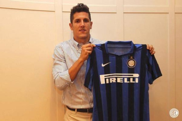 Striker Anyar Inter Milan Merasa Dikucilkan