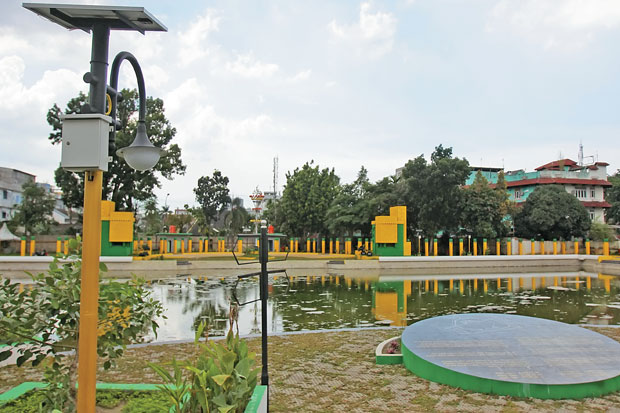 Air Mancur Kolam Sri Deli Rampung Desember