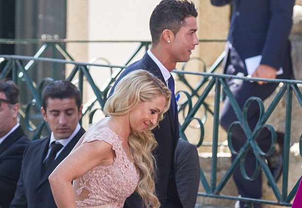 Wow, Ronaldo Beli Pulau untuk Hadiah Pernikahan