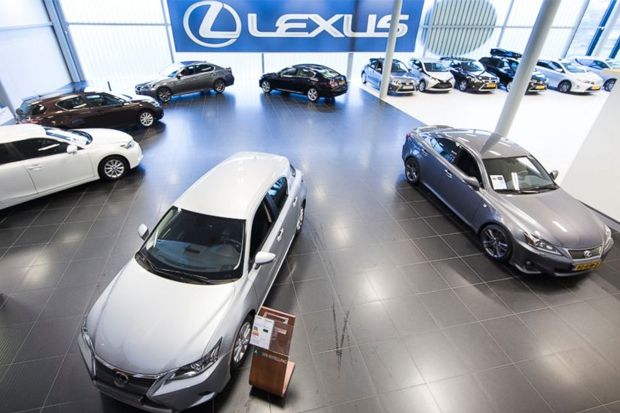 Dealer Lexus Larang Pembeli Menawar Harga