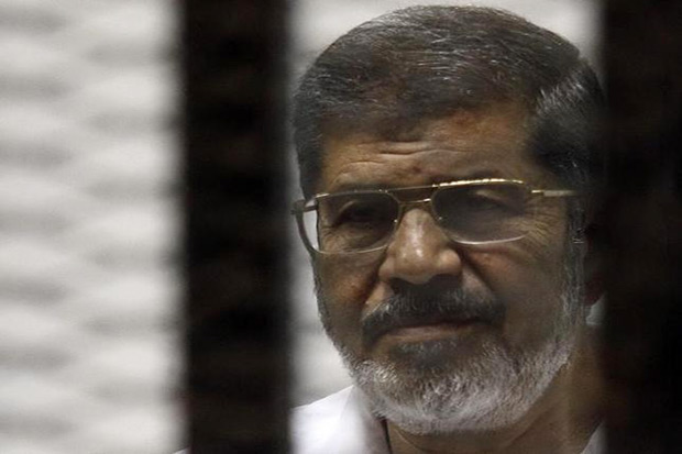 Morsi Keluhkan Perlakuan Terhadapnya di Penjara