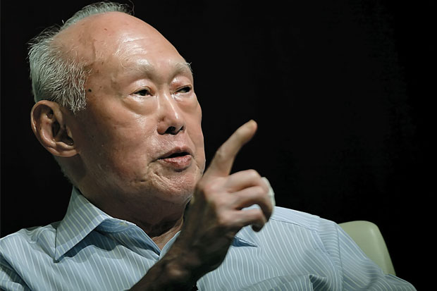 Lee Kuan Yew Pernah Ajukan Euthanasia