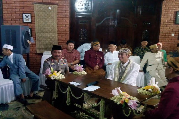Kapolri Jadi Saksi Pernikahan Anak Prof Hermawan