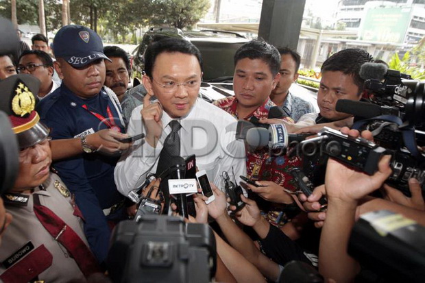 Ahok Bela Megawati untuk Bubarkan KPK