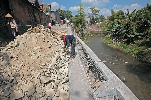 Perbaikan Talud Sungai Dipercepat