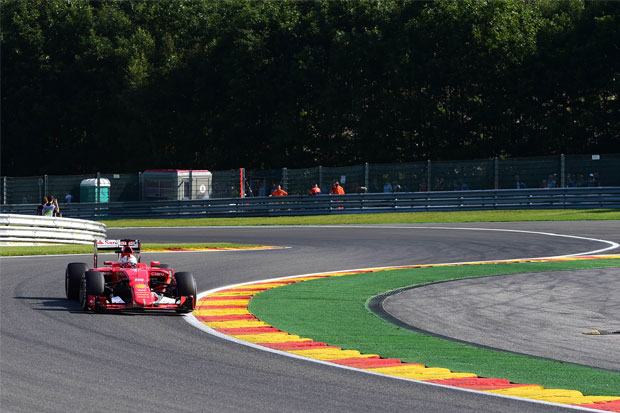 Vettel Yakin Menang
