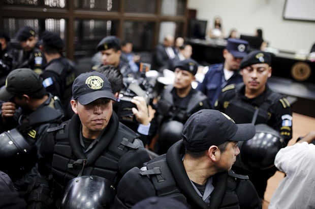 Digoyang Skandal Korupsi, Menkeu Guatemala Mundur