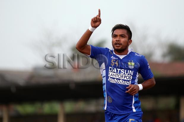 Djanur Sesalkan Zulham Gagal Bela Persib Bandung