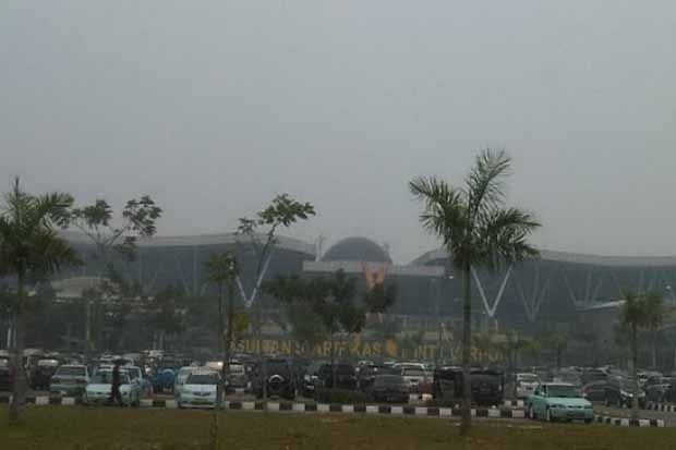 Kabut Asap Kacaukan Penerbangan di Bandara SSK II Pekanbaru