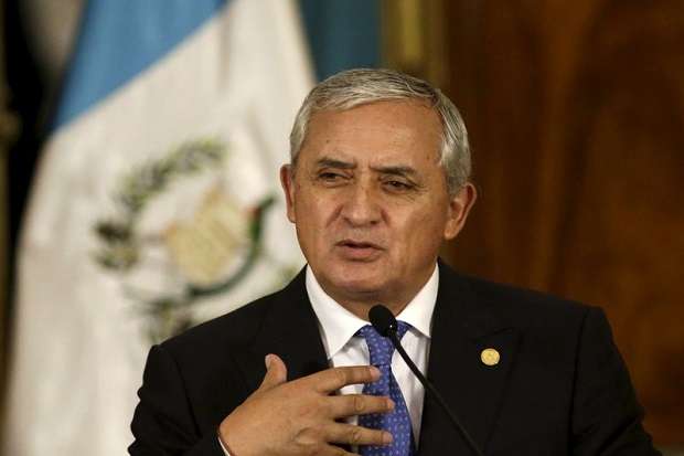 Korupsi, Presiden Guatemala Mundur dan Hendak Ditangkap