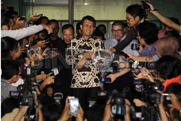 Dalami Kasus Suap, KPK Periksa Gubernur Sumut