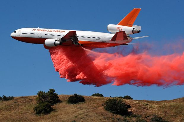TNI Ingin Beli Pesawat Pemadam Kebakaran Hutan