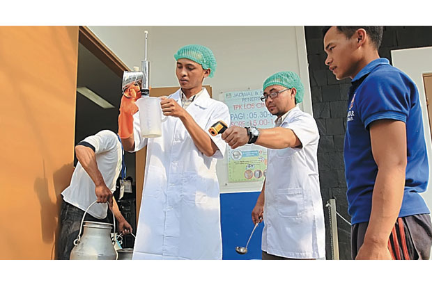 Milk Collection Point Sistem Digital Pertama di Indonesia Disambut Antusias