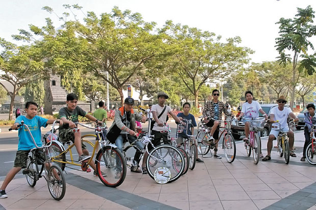 Mengundang Penasaran Masyarakat untuk Aktif Bersepeda
