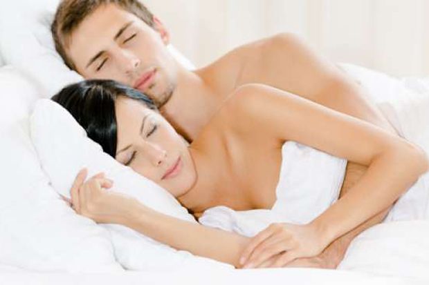 Lima Manfaat Tidur Telanjang