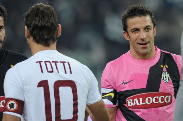 Legenda Serie A Angkat topi untuk Rekor Totti
