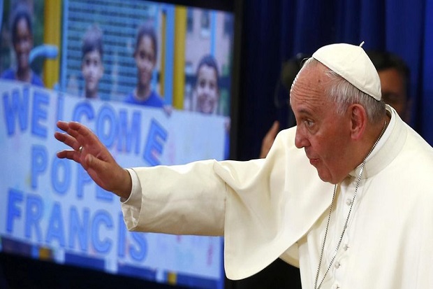 Wow, Paus Fransiskus Bakal Menjadi Bintang Rock