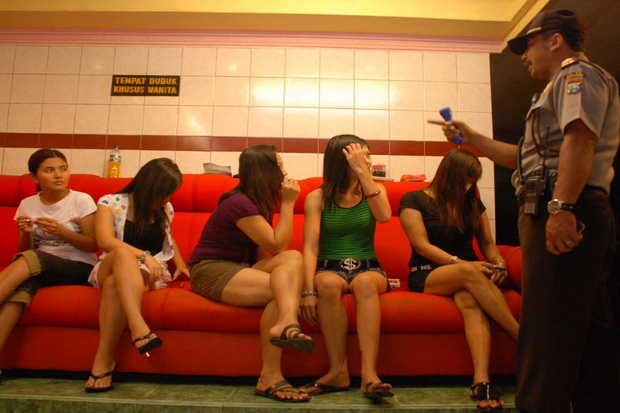 Prostitusi Online Mahasiswi Cantik di Pekanbaru Dibongkar