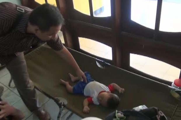 Anak Punk Manfaatkan Bayi untuk Mengemis di Jombang