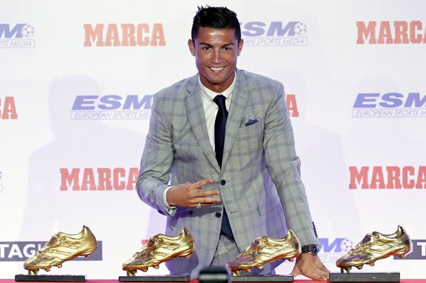 Ronaldo Impikan Gantung Sepatu di Madrid