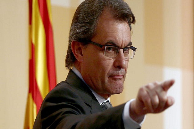 Presiden Catalonia Pertanyakan Persidangan Dirinya