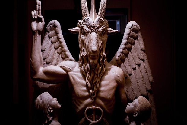 Penyembah Setan di AS Tuntut Berdoa di Acara Pemerintah