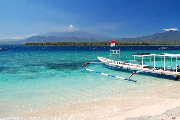 Lombok Berhasil Menangkan World Halal Travel Awards 2015