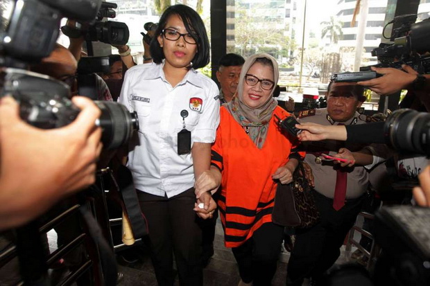 Usai Diperiksa KPK, Dewie Yasin Limpo Menangis