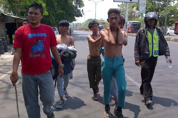 Pelajar di Cirebon Peringati Sumpah Pemuda dengan Tawuran