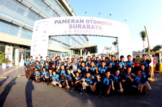Ragam Acara di Pameran Otomotif Surabaya 2015