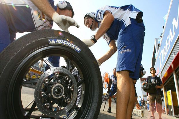 Rossi Masih Ngeluh Soal Ban Michelin