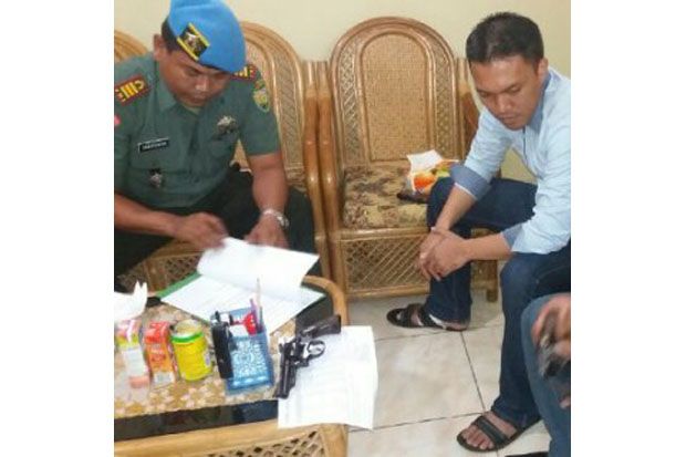 Polisi dan TNI Serahkan Pistol Anggota yang Terlibat Bentrok ke CPM