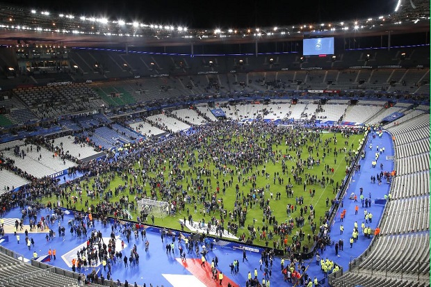 Polisi Muslim Prancis Selamatkan Stade De France dari Kehancuran