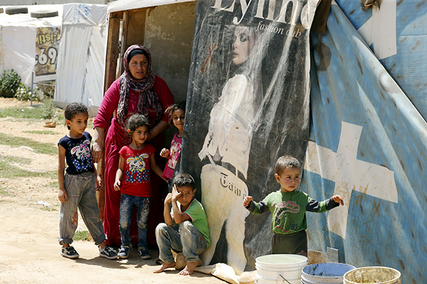 Capres AS dari Partai Demokrat Buka Pintu bagi Pengungsi Suriah
