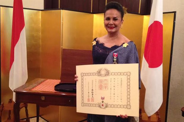 Christine Hakim Raih Bintang Penghargaan dari Jepang