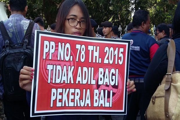 Buruh Bali Bersatu Tuntut Gubernur Tolak PP Pengupahan