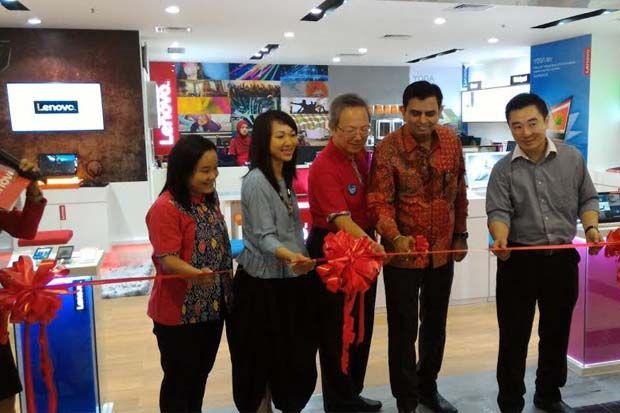 Lenovo Resmikan Flagship Store Pertama di Indonesia