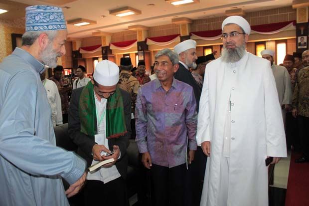 KH Hasyim Muzadi: Hentikan Islamophobia!