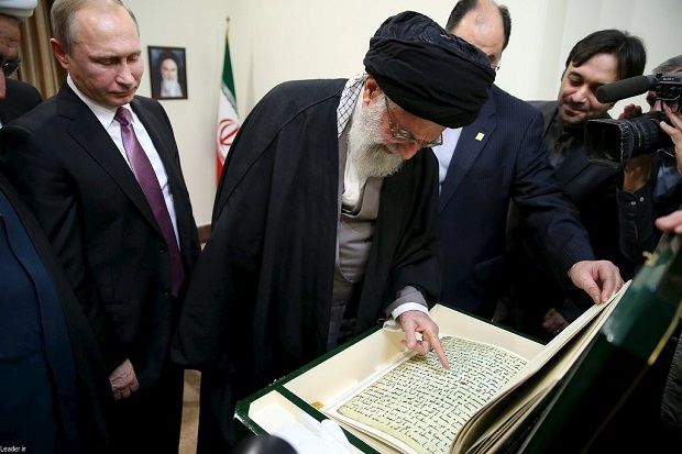 Sambut Putin, Khamenei: AS Ancaman bagi Rusia dan Iran