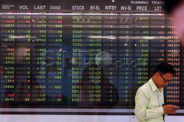 IHSG Ditutup Menghijau di Tengah Merosotnya Saham Asia