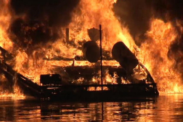 Speedboat Terbakar, Empat Penumpang Tewas dan Sepuluh Hilang