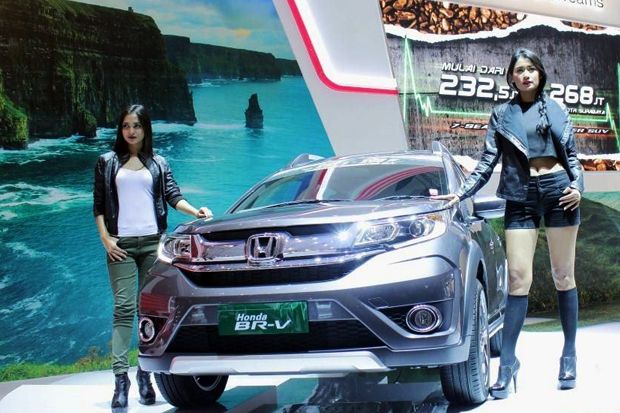 Honda Catat Penjualan 517 Unit di GIIAS Surabaya Auto Show 2015