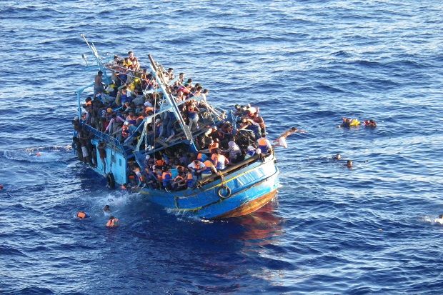 Kapal Terbalik, 18 Imigran Tewas