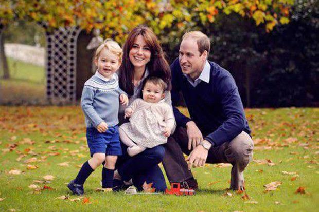 Jelang Natal, Keluarga Kate dan William Rilis Foto Terbaru